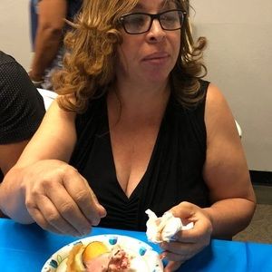 Meet your Posher, Elva